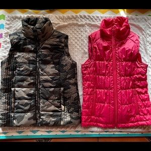 Puffer vests pink and camo print